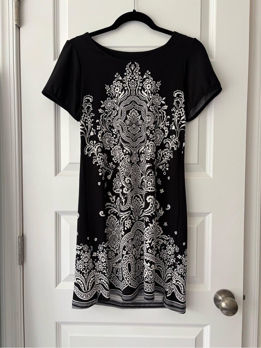 Cute Options Black White Paisley Mandala Print Short Sleeve Dress Tunic Size S